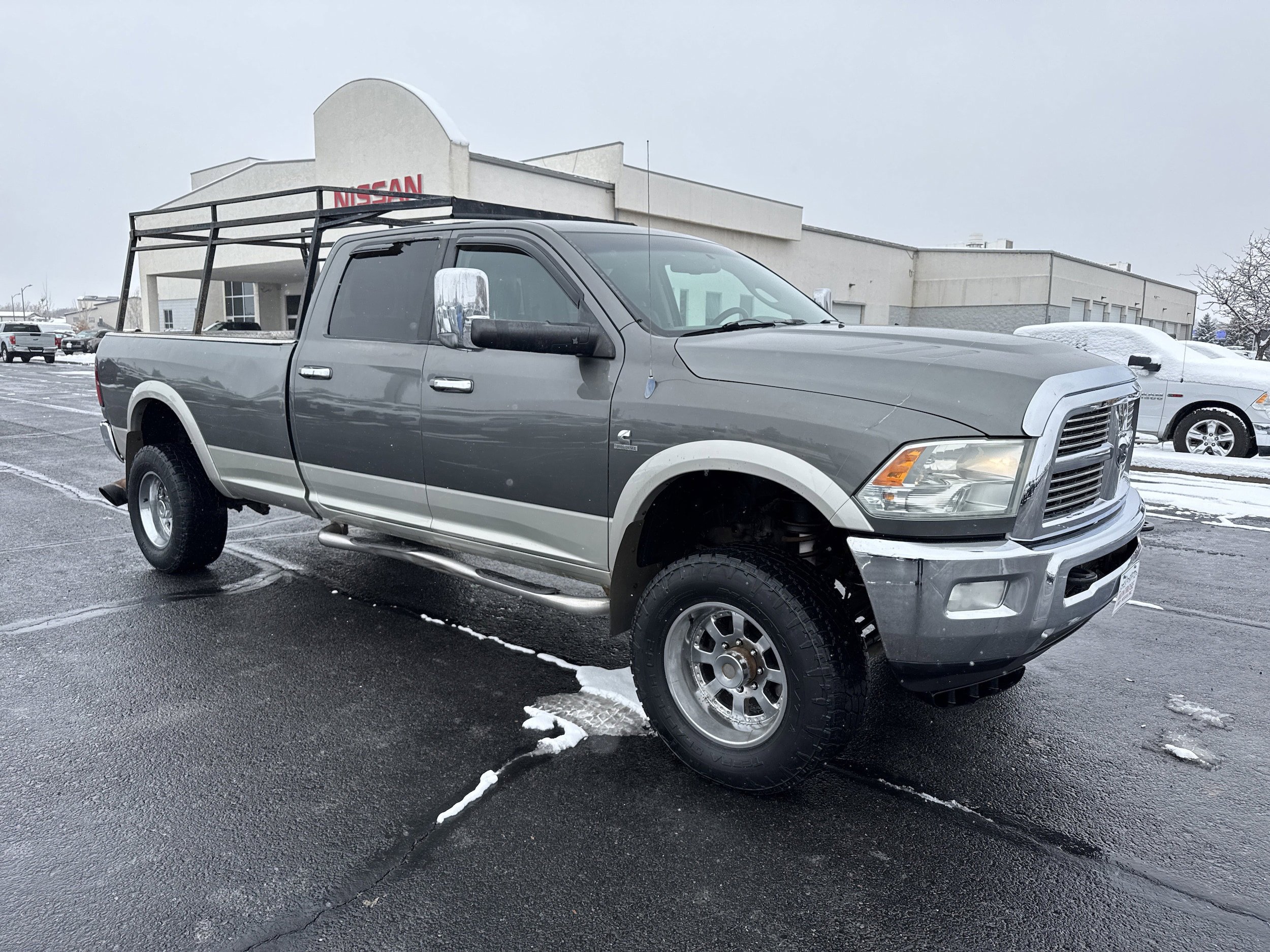 Used 2011 RAM 2500 Laramie w/ Cold Weather Group AWD/4WD image 4