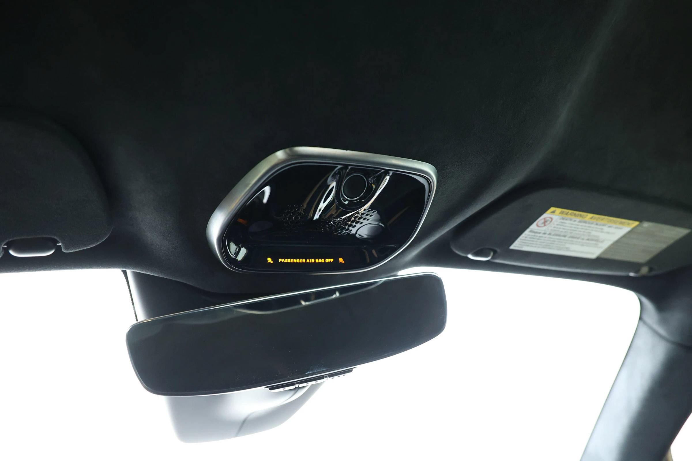 Used 2023 McLaren Artura RWD image 46