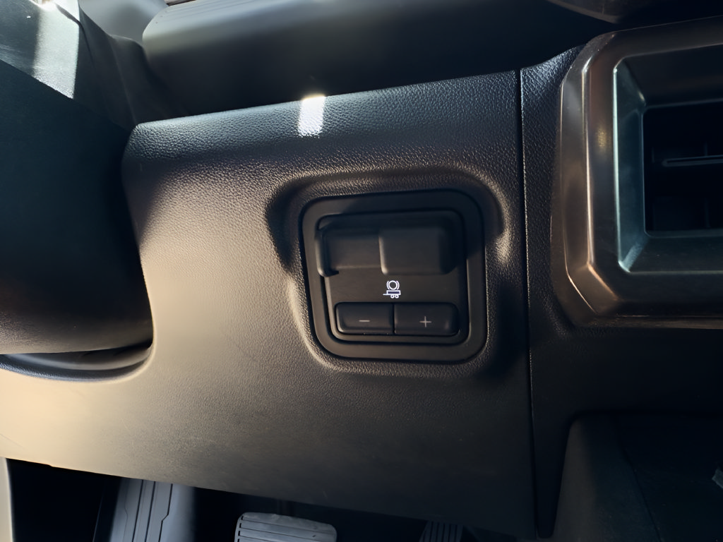 Used 2024 GMC Hummer EV 3X AWD/4WD image 10