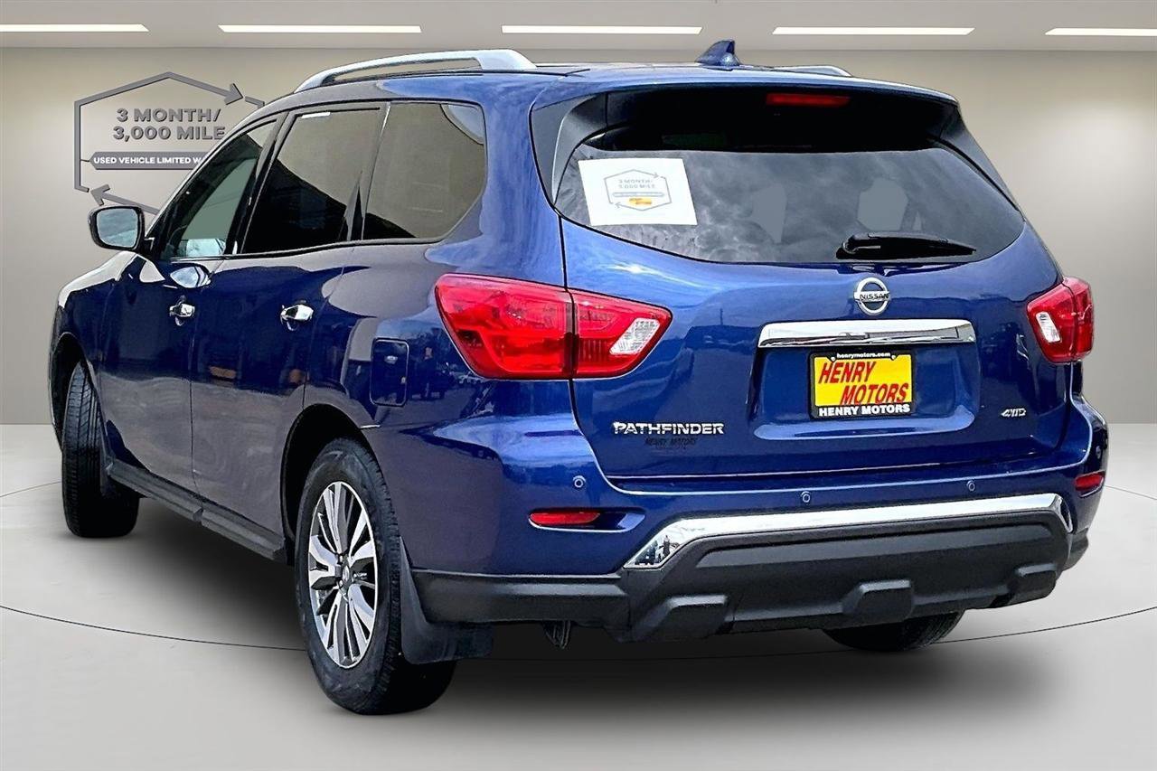 Used 2019 Nissan Pathfinder S image 4
