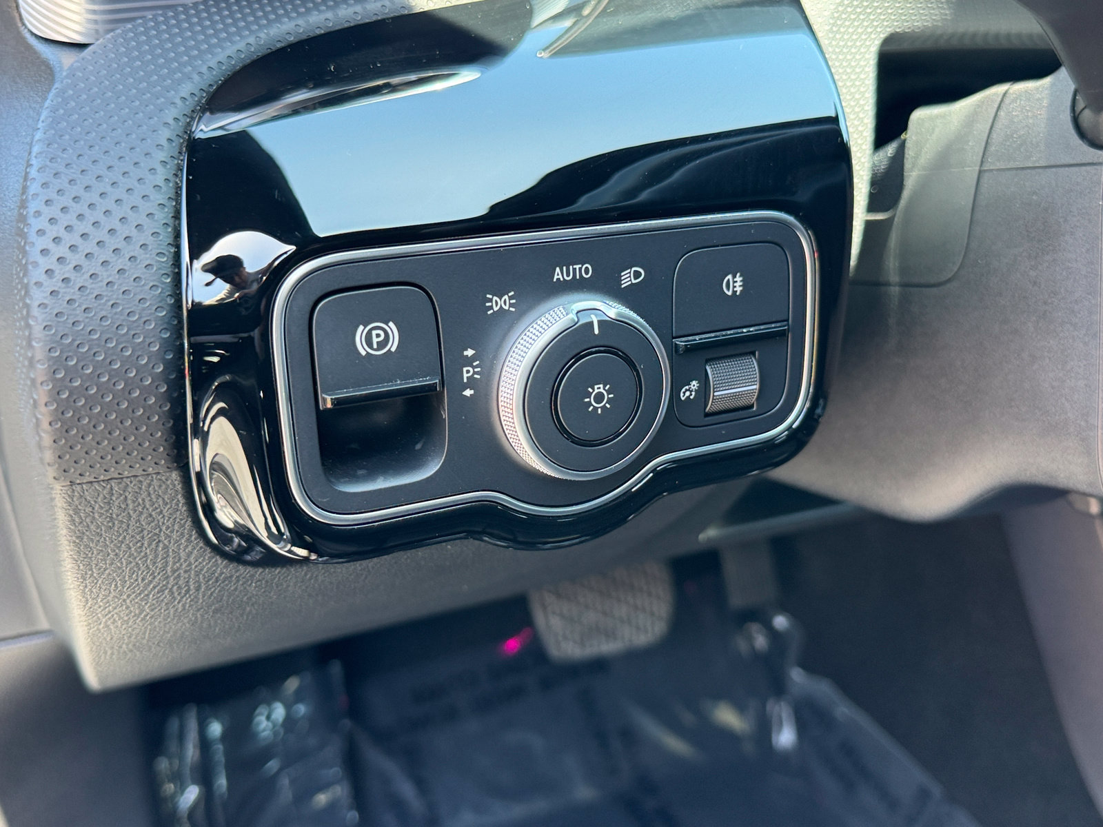 Used 2023 Mercedes-Benz CLA 250 image 19