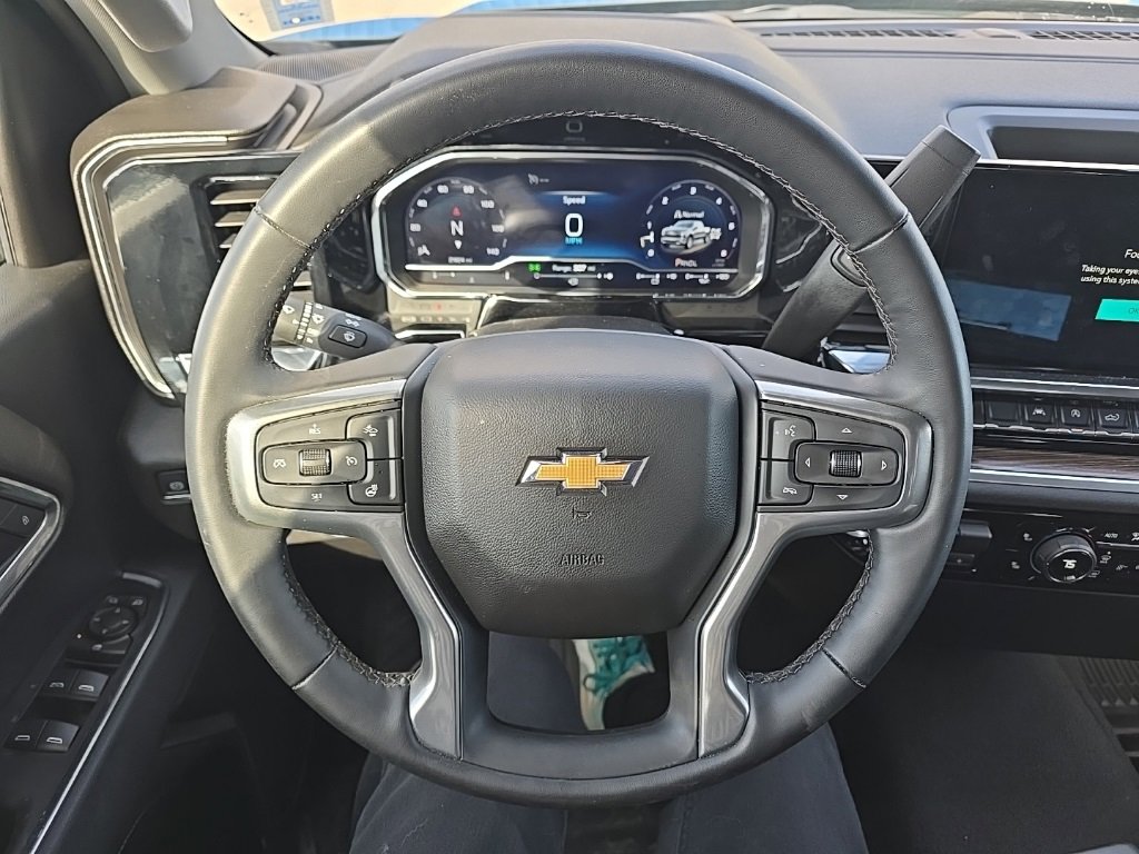 Used 2025 Chevrolet Silverado 1500 LT image 15