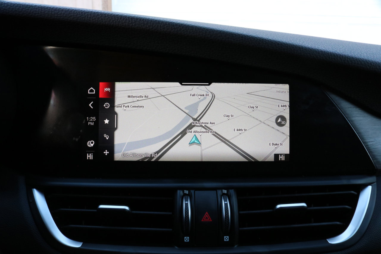 Used 2021 Alfa Romeo Giulia Ti w/ Nero Edizione image 31