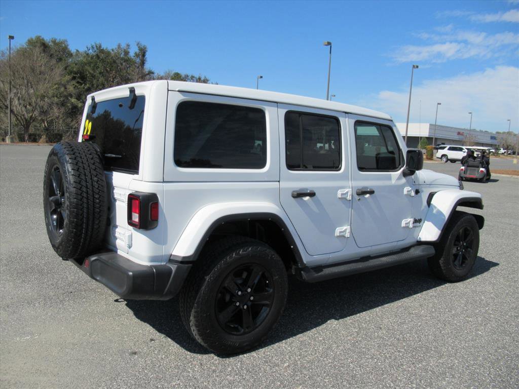 Used 2022 Jeep Wrangler Unlimited Sahara image 6