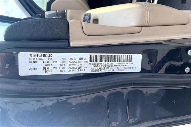 Used 2016 Jeep Grand Cherokee Limited AWD/4WD image 3