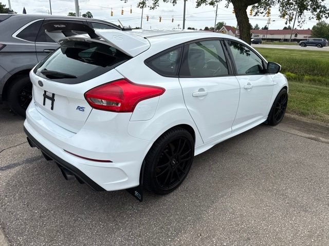 Used 2017 Ford Focus RS AWD/4WD image 7