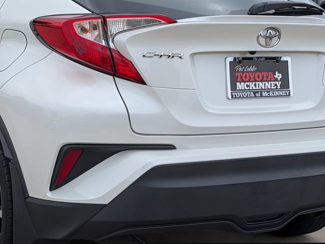 Used 2021 Toyota C-HR XLE FWD image 7
