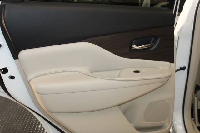 Used 2019 Nissan Murano Platinum AWD/4WD image 34