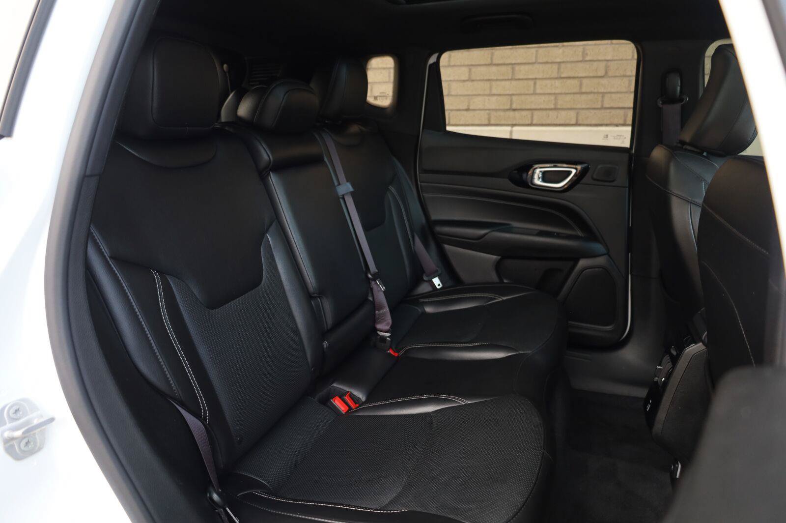 Used 2023 Jeep Compass High Altitude AWD/4WD image 27