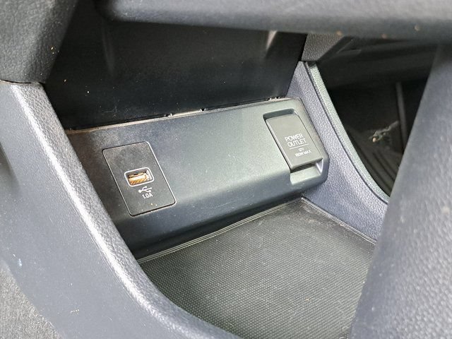 Used 2022 Honda HR-V LX image 16