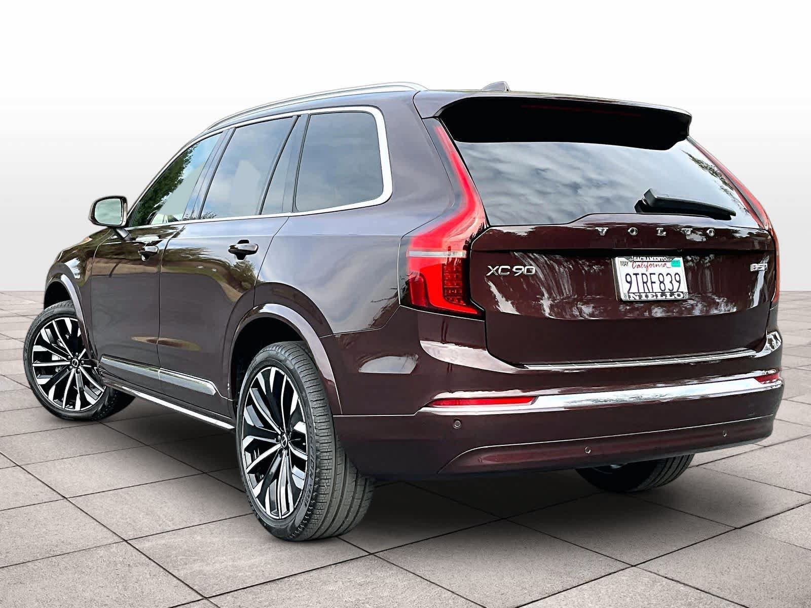 Used 2025 Volvo XC90 B5 Core w/ Protection Package Premier AWD/4WD image 14