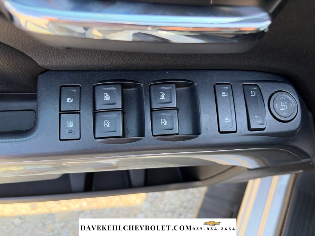 Used 2018 Chevrolet Silverado 1500 LT w/ All Star Edition AWD/4WD image 9