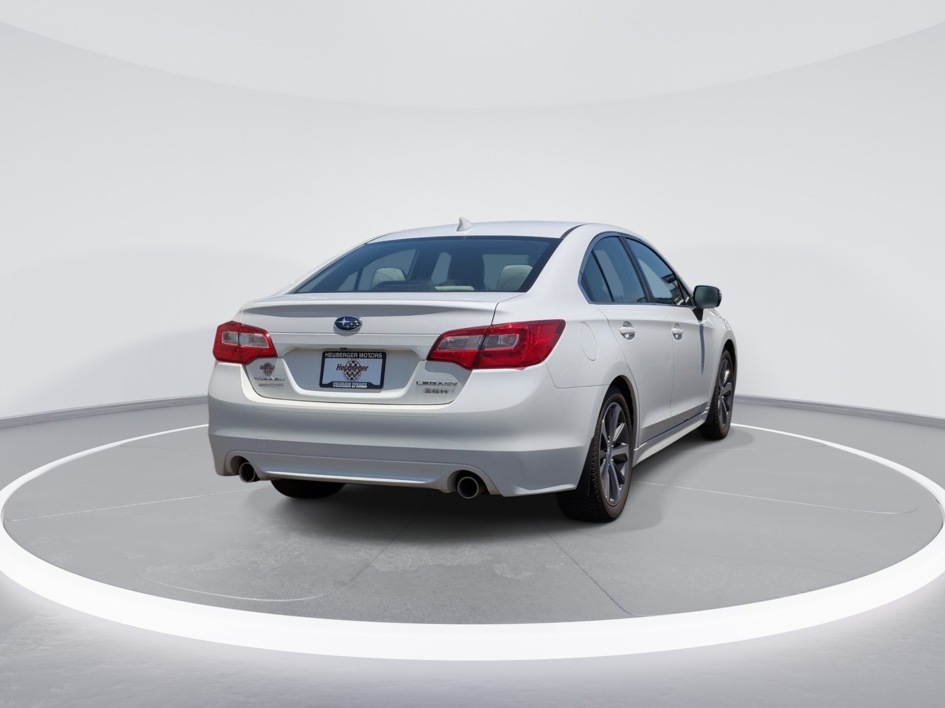 Used 2016 Subaru Legacy 3.6R Limited AWD/4WD image 7