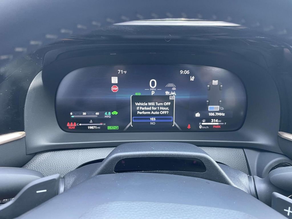 Used 2025 Toyota Crown Signia w/ Advanced Technology Package AWD/4WD image 38