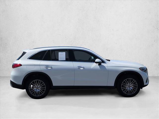 Certified 2025 Mercedes-Benz GLC 300 image 4