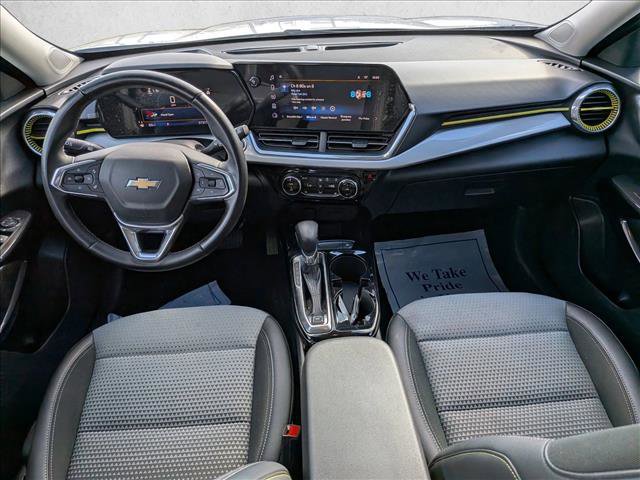 Used 2024 Chevrolet Trax LT w/ Driver Confidence Package image 19