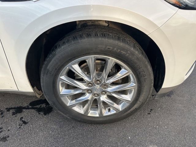 Used 2021 Buick Enclave Essence w/ Sound and Sites Package image 54