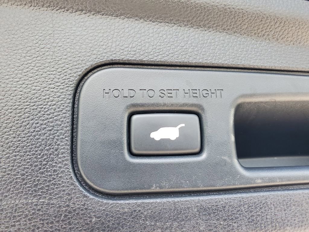 Certified 2023 Acura MDX A-Spec image 9