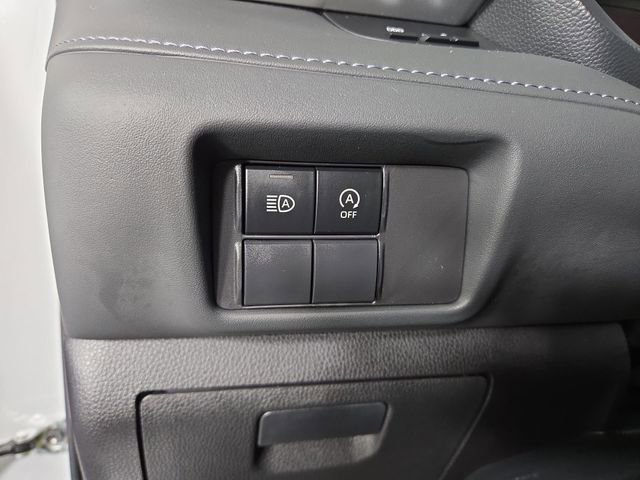 Used 2023 Toyota Highlander L image 27