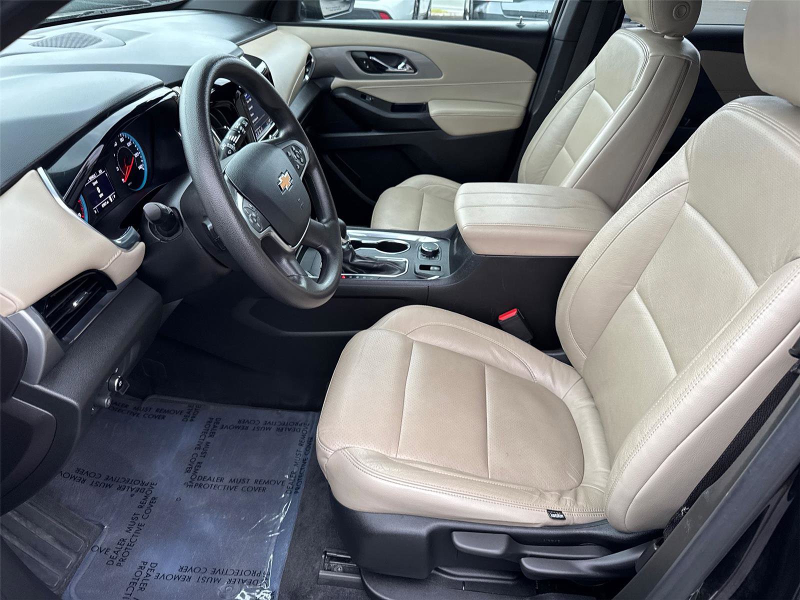 Used 2023 Chevrolet Traverse LS image 26