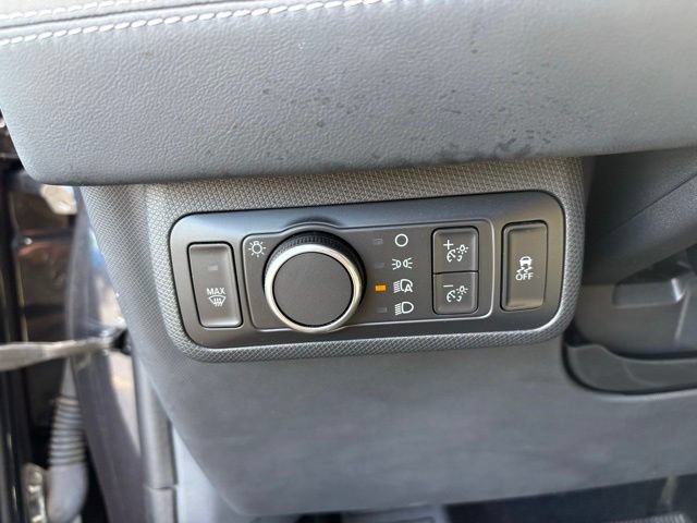 Used 2022 Ford Mustang Mach-E Select AWD/4WD image 19