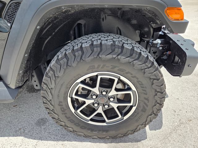Used 2024 Jeep Wrangler Rubicon AWD/4WD image 19