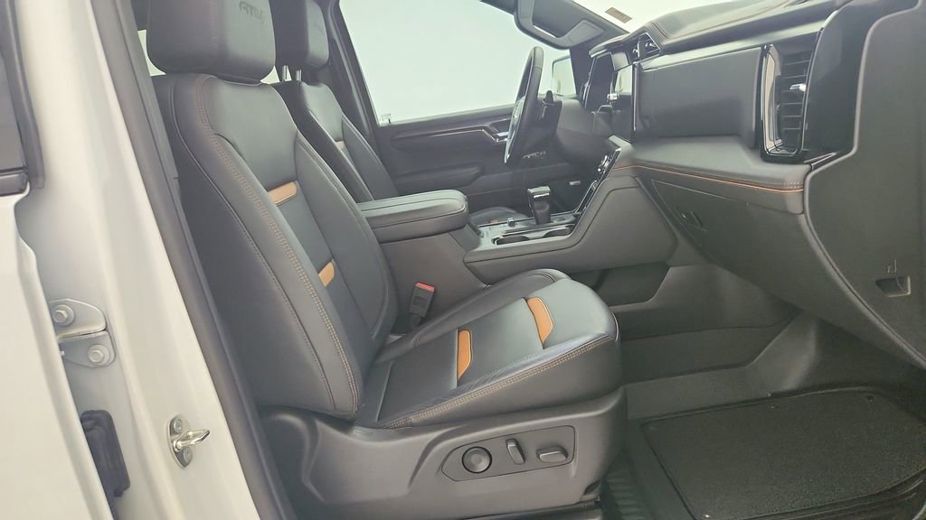 Used 2024 GMC Sierra 1500 AT4 w/ AT4 Preferred Package image 32