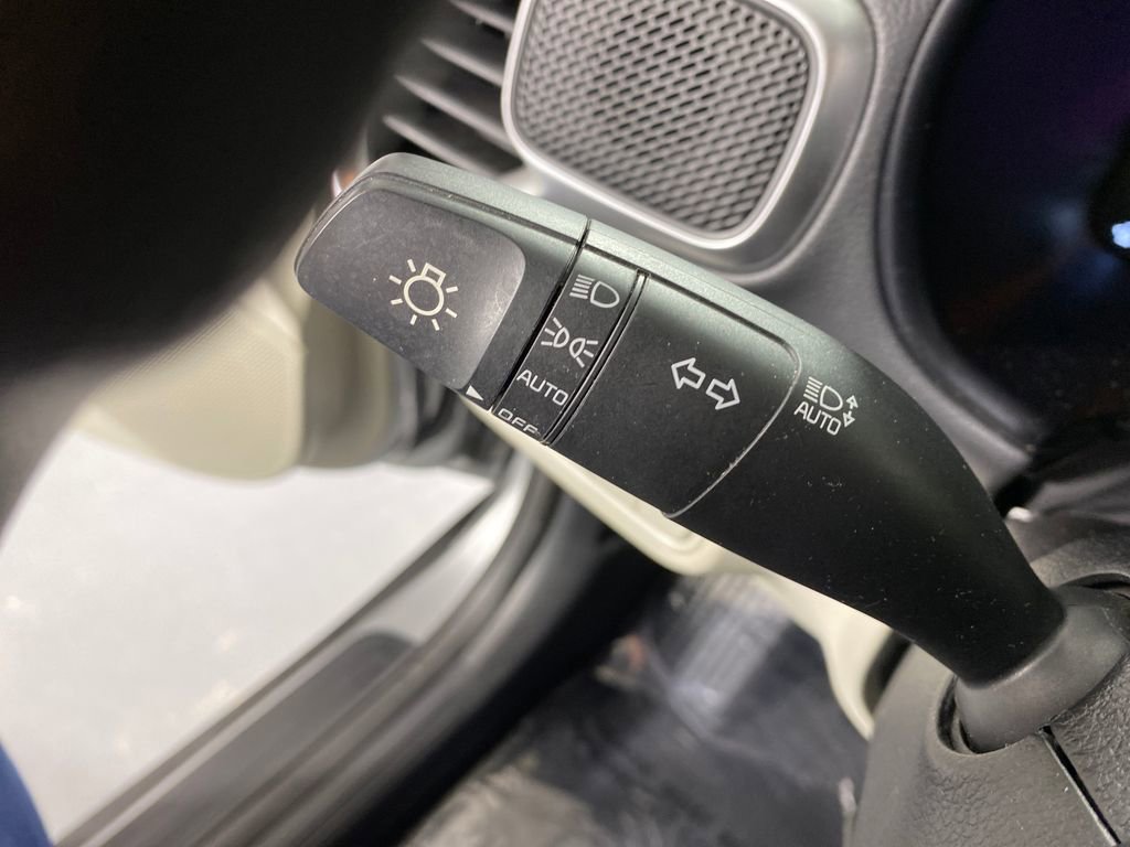 Used 2023 Kia Soul LX w/ Option Group 015 image 16