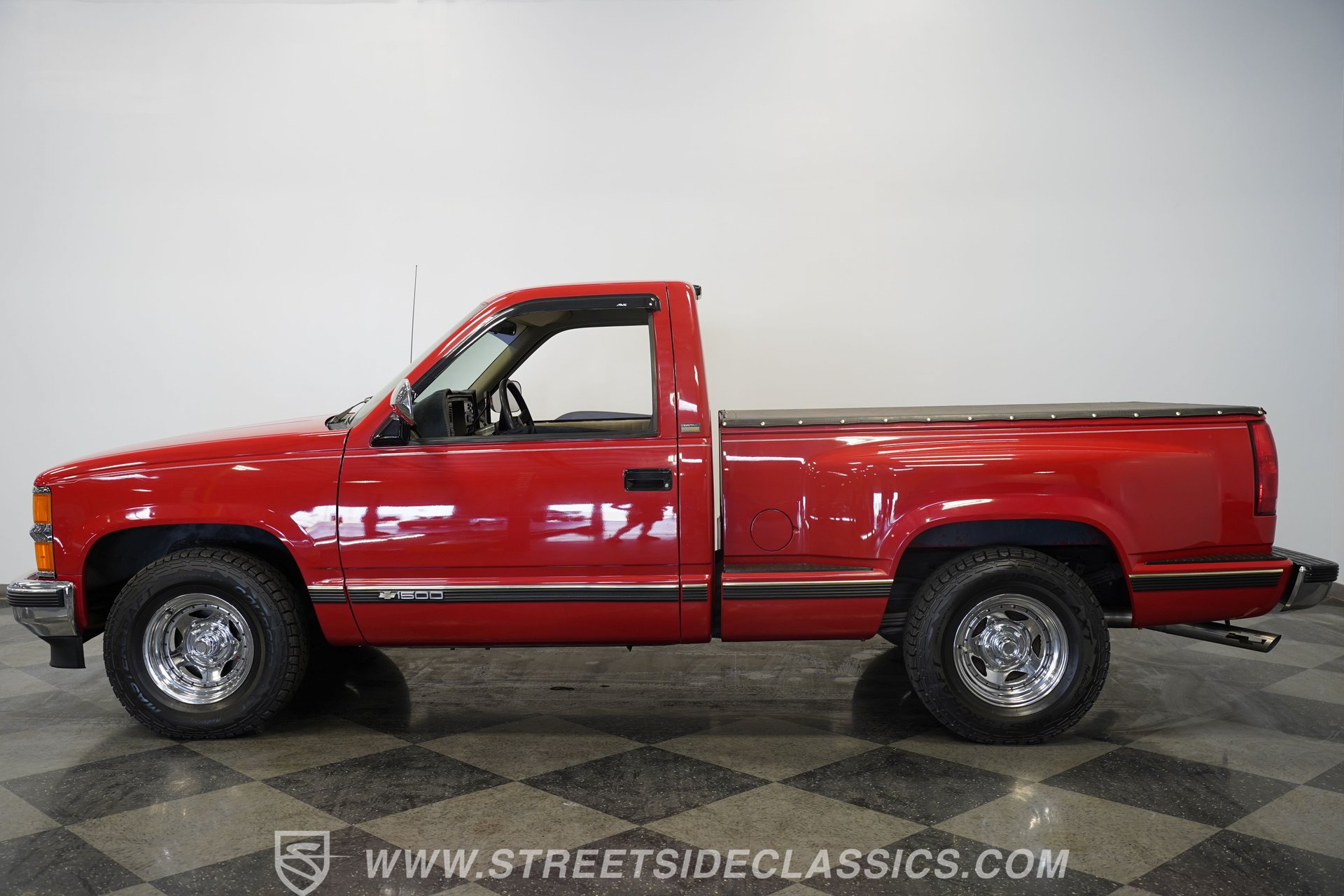 Used 1994 Chevrolet Silverado 1500 2WD Regular Cab image 8