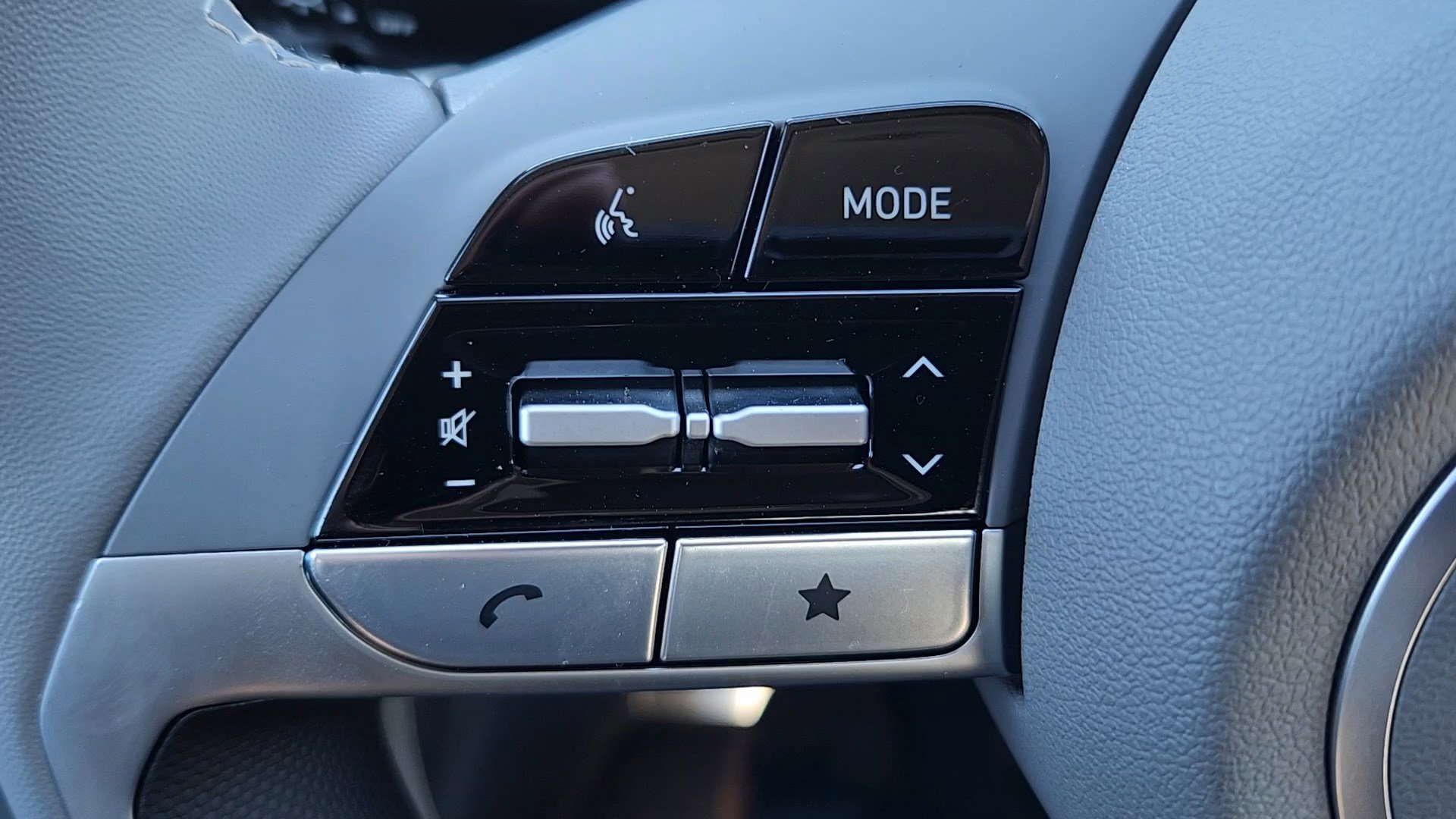 New 2026 Hyundai Elantra Sport image 11