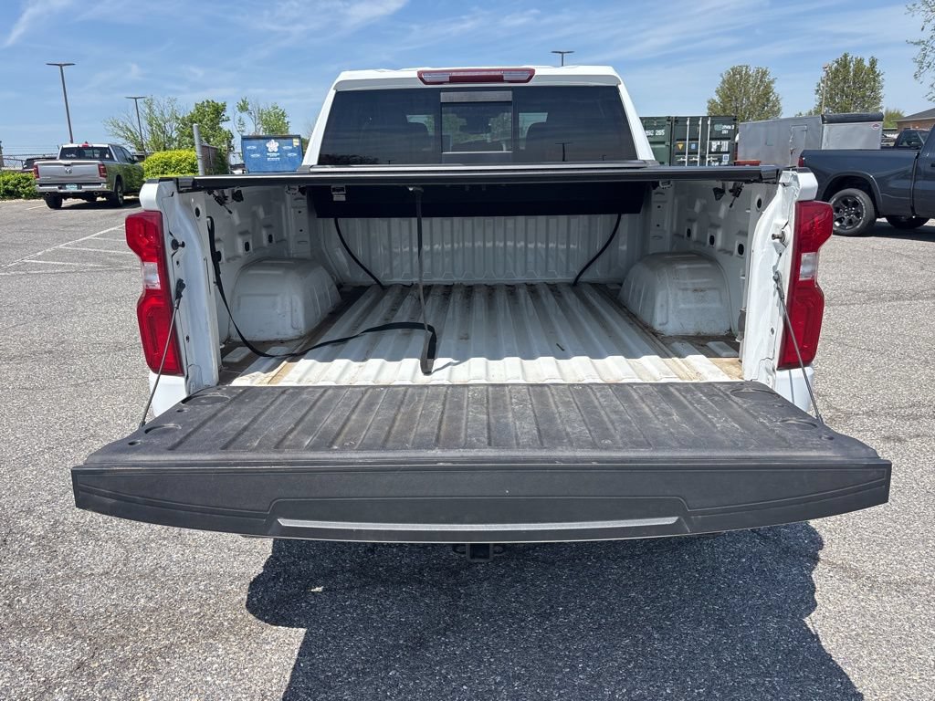Certified 2023 Chevrolet Silverado 1500 RST w/ Convenience Package II AWD/4WD image 10