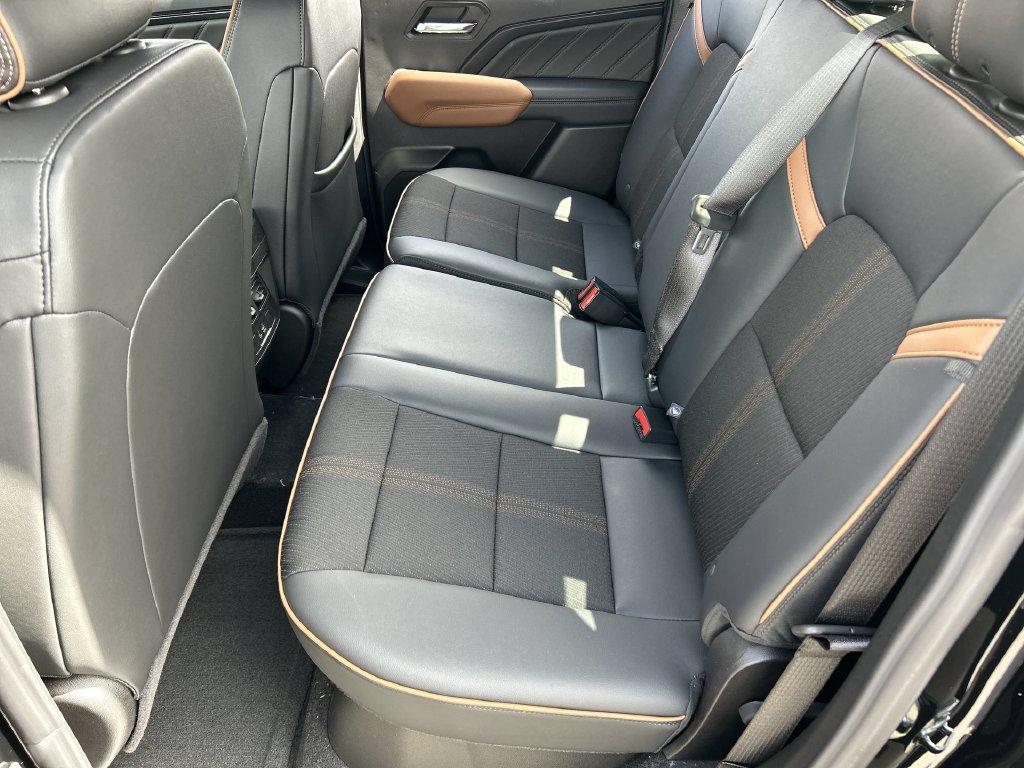 New 2026 GMC Canyon AT4 w/ Technology Plus Package AWD/4WD image 26