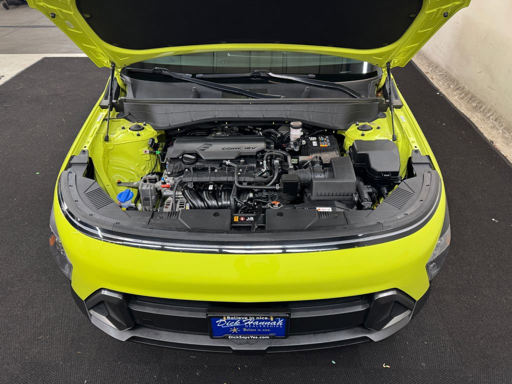 Used 2024 Hyundai Kona SE image 11