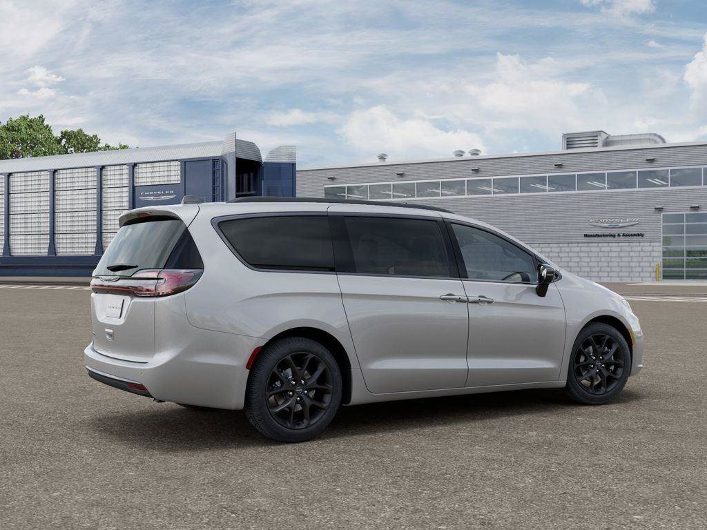 New 2026 Chrysler Pacifica Select w/ S Appearance Package FWD image 4