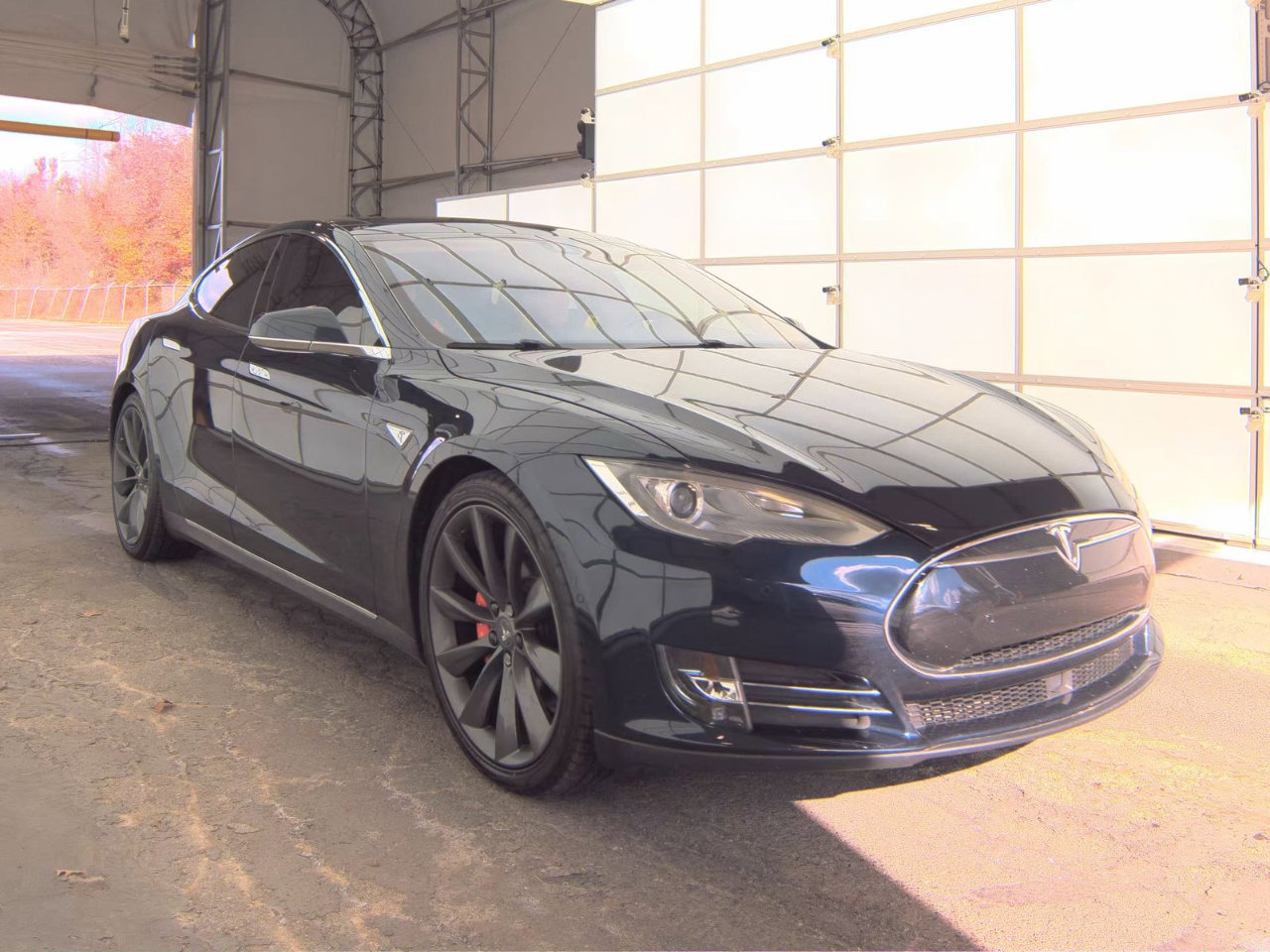 Used 2014 Tesla Model S P85D image 1