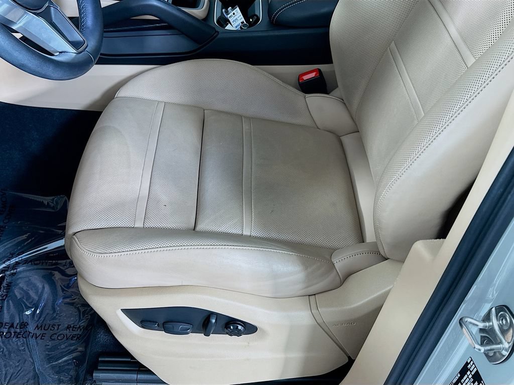 Certified 2023 Porsche Cayenne AWD/4WD image 22