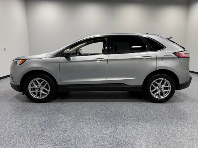 Used 2024 Ford Edge SEL AWD/4WD image 5