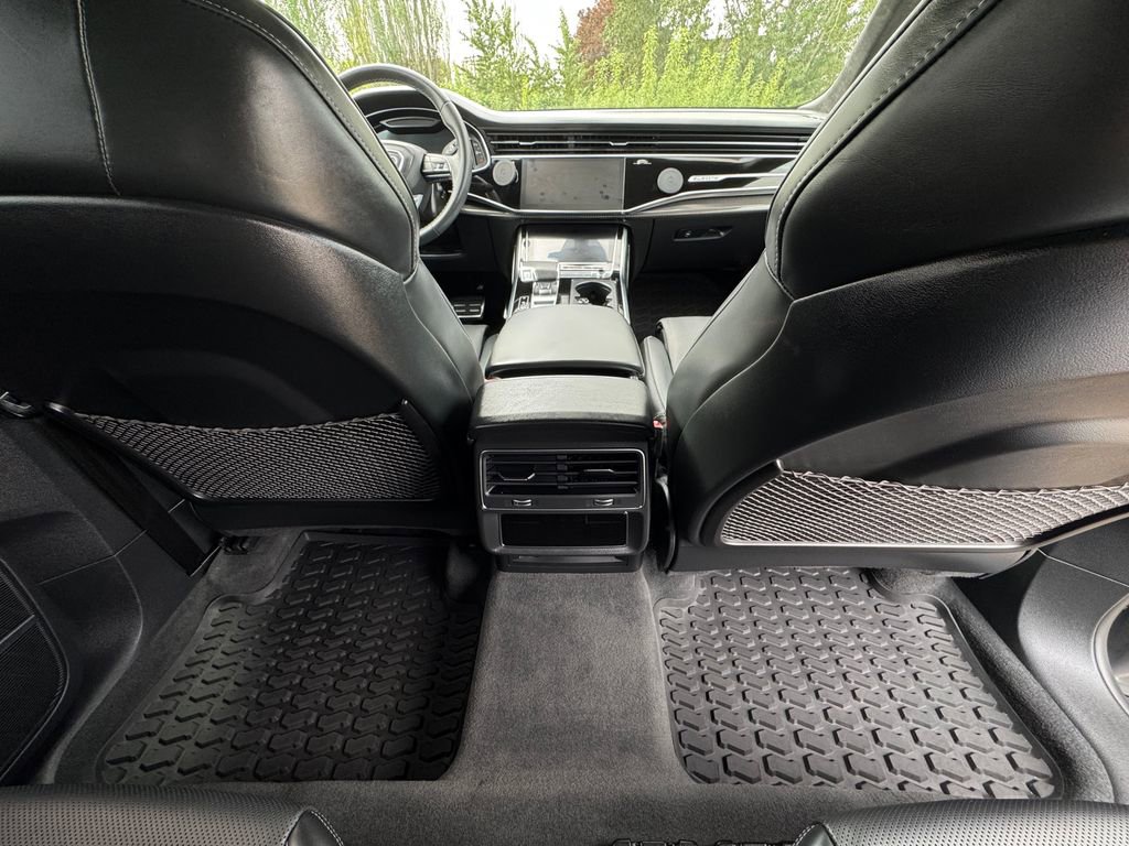 Used 2022 Audi SQ8 Prestige w/ Prestige Package AWD/4WD image 34