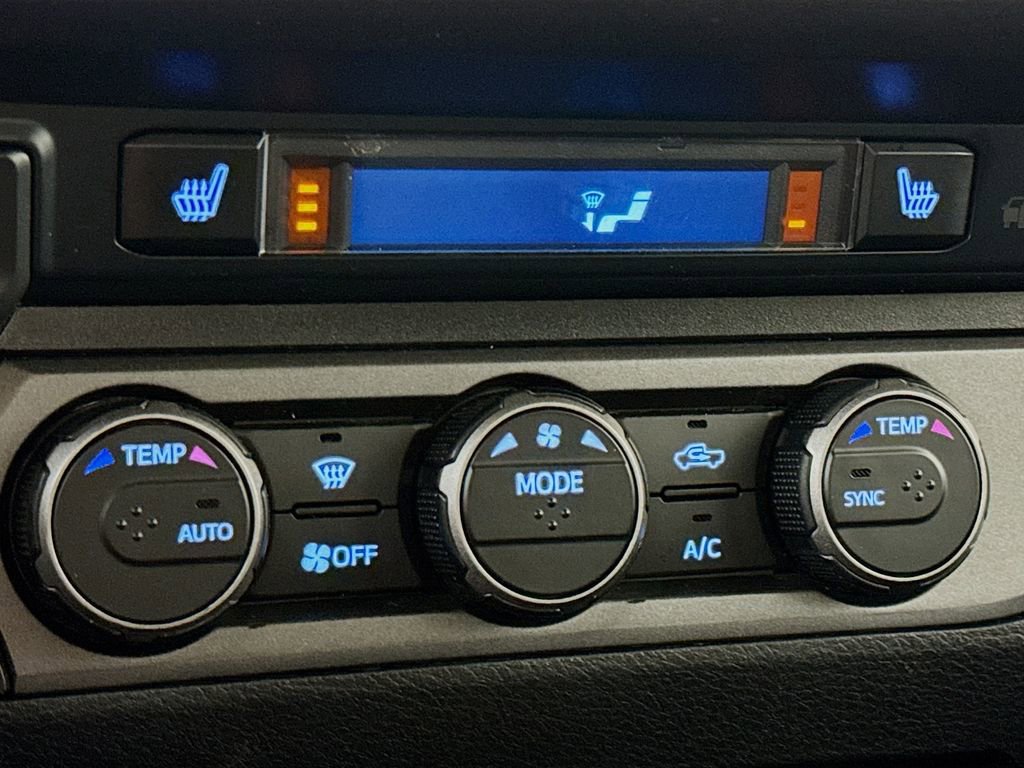 Used 2021 Toyota Tacoma TRD Off-Road w/ TRD Premium Off Road Package image 21