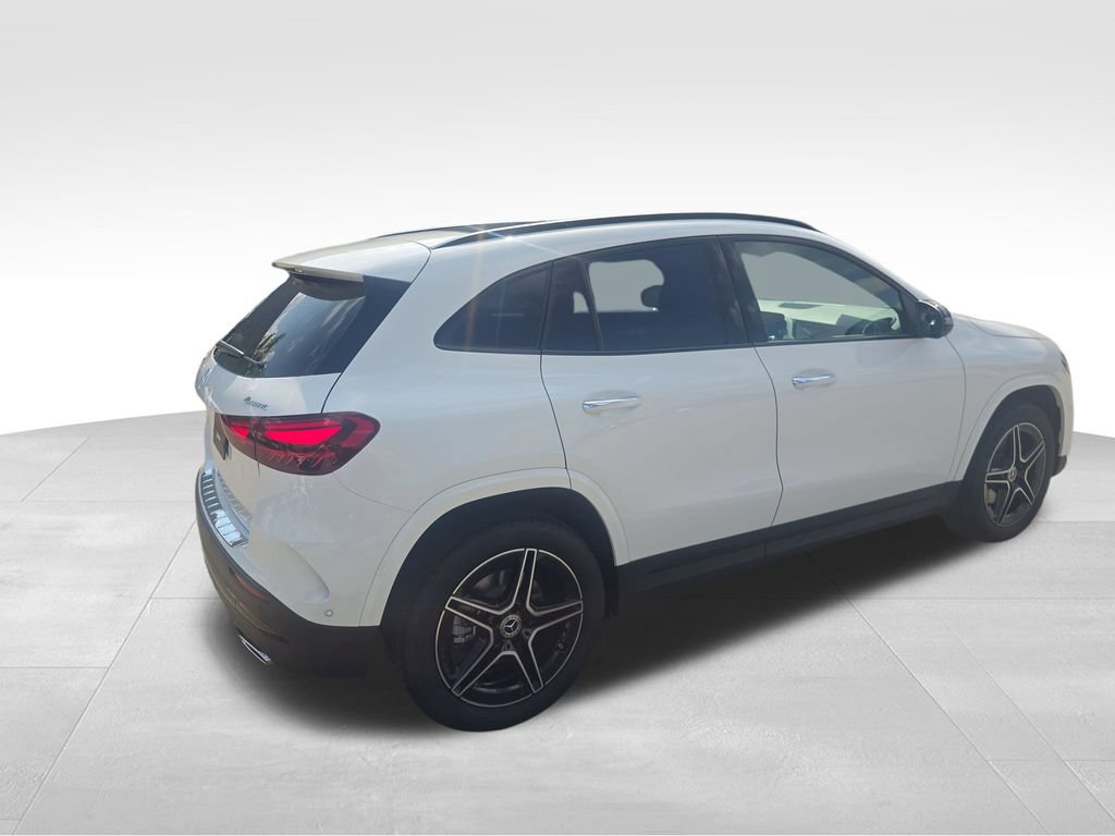New 2026 Mercedes-Benz GLA 250 4MATIC image 5