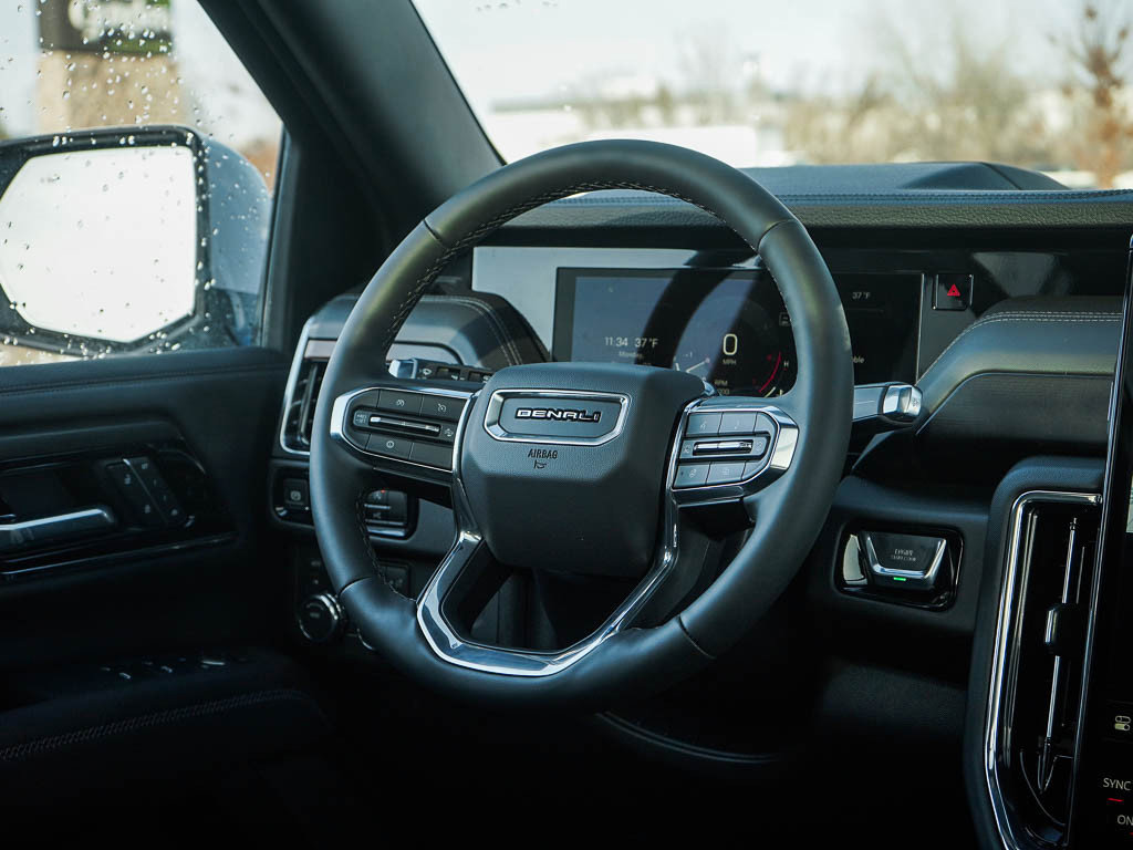 New 2026 GMC Yukon XL Denali w/ Sun & Power Step Package image 17