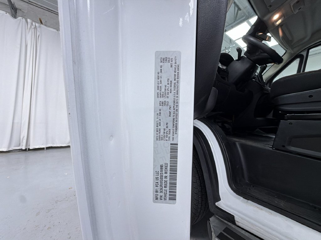 Used 2025 RAM ProMaster 2500 w/ U-Haul Equipment Group FWD image 15