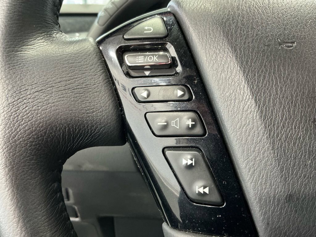 Used 2023 Nissan Armada SV w/ Cargo Package image 18