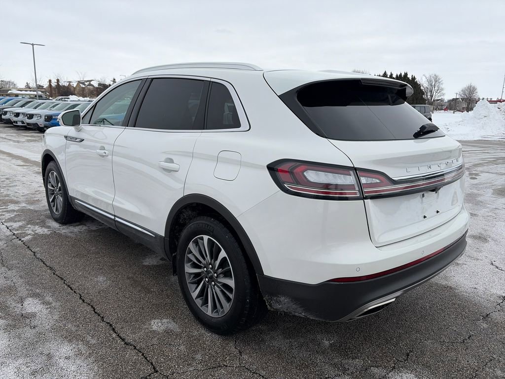 Used 2022 Lincoln Nautilus Standard w/ Premium Package image 5