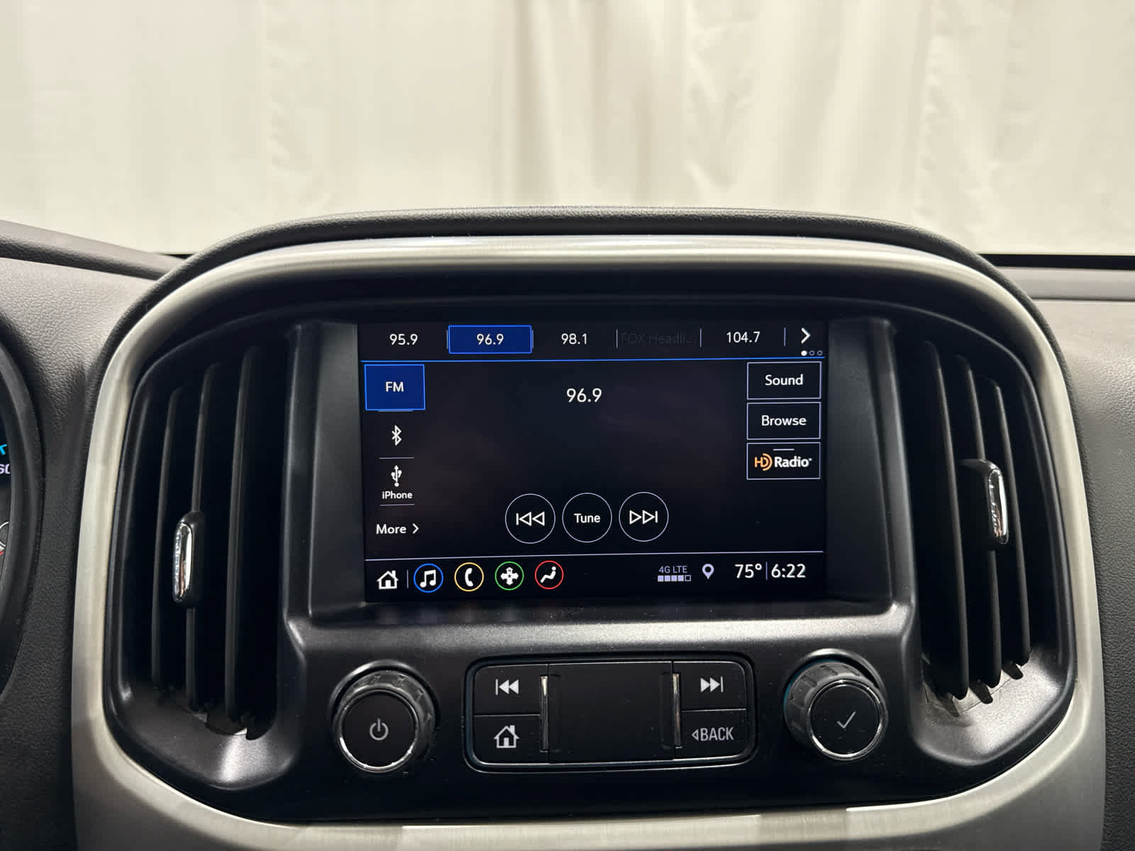 Certified 2020 GMC Canyon SLE w/ Elevation Edition AWD/4WD image 26