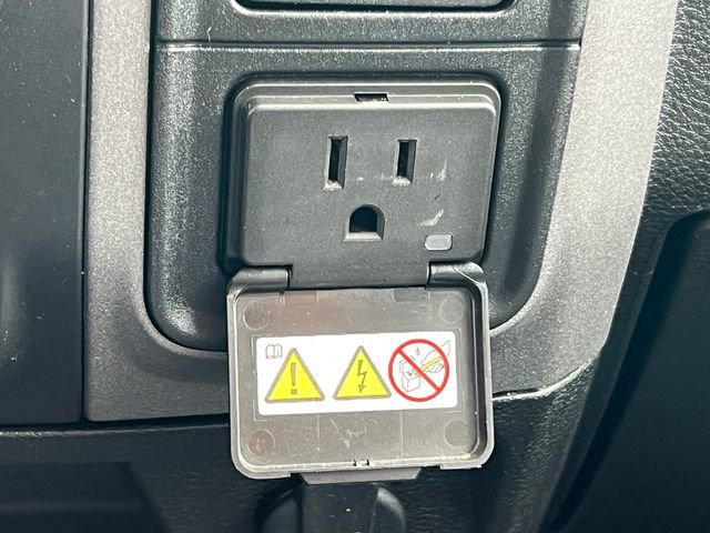 Used 2023 RAM 1500 Tradesman w/ Interior Cold Weather Group image 29