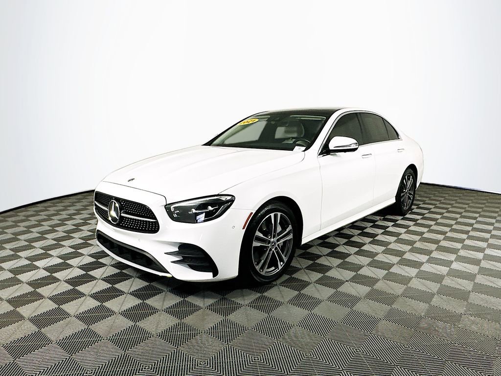 Used 2021 Mercedes-Benz E 350 4MATIC Sedan image 5