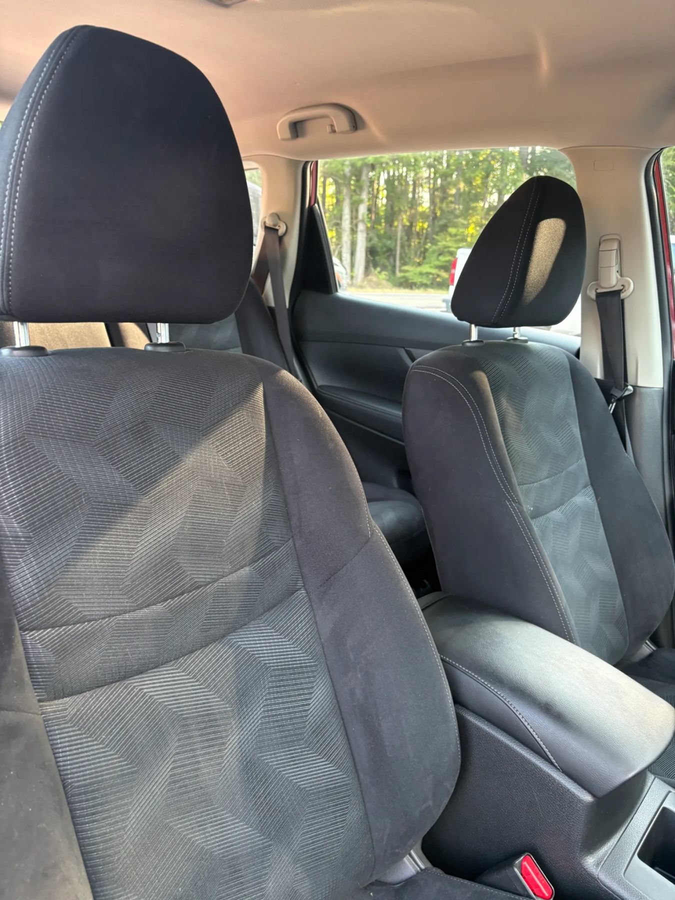 Used 2016 Nissan Rogue S AWD/4WD image 34