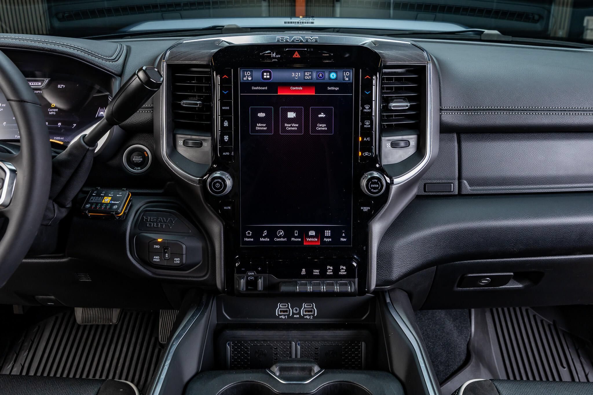 Used 2026 RAM 3500 Laramie w/ Night Edition AWD/4WD image 24