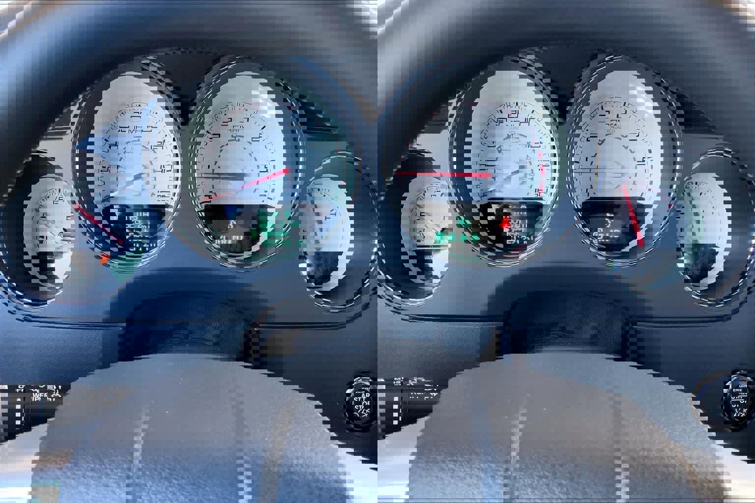 Used 2014 Dodge Challenger R/T image 26